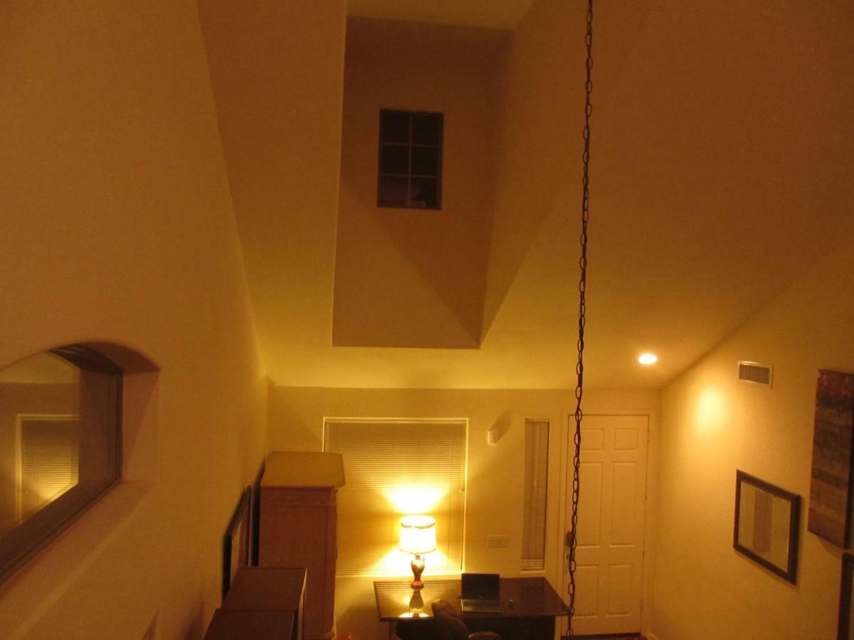 Art Gallery Vacation House กิลเบิร์ต ภายนอก รูปภาพ